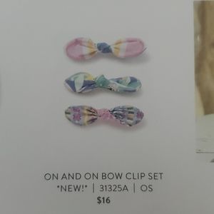 Bow and braclet set
